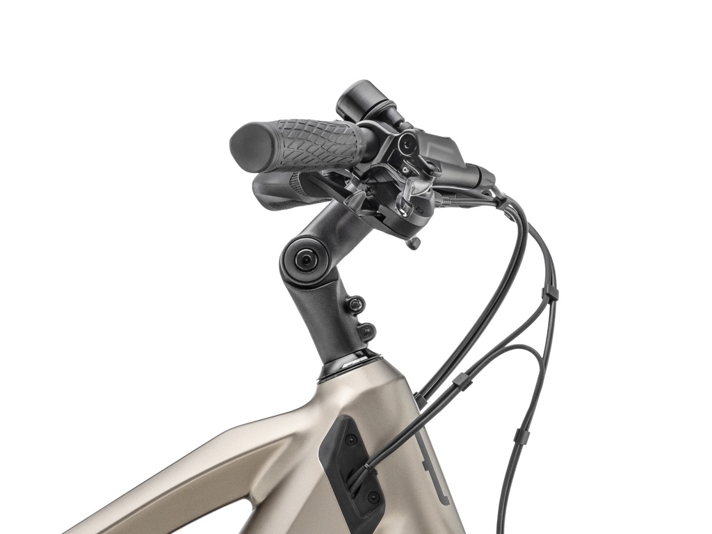 MOUSTACHE Samedi 28 ES Open