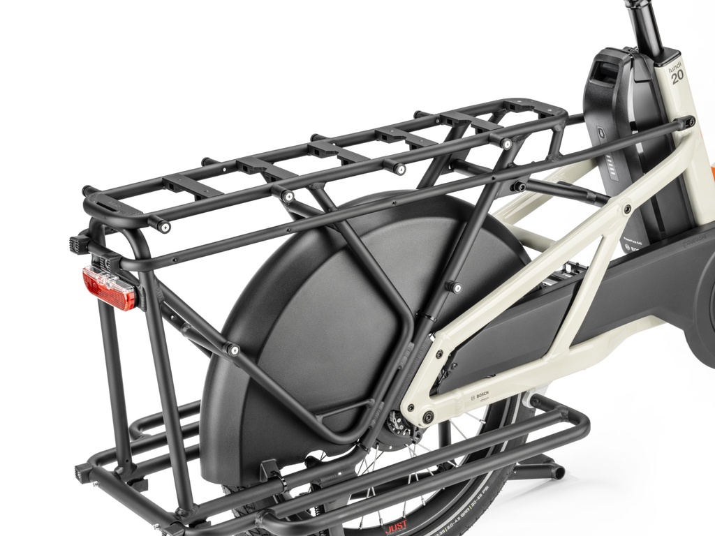 MOUSTACHE Lundi 20 Cargo 5