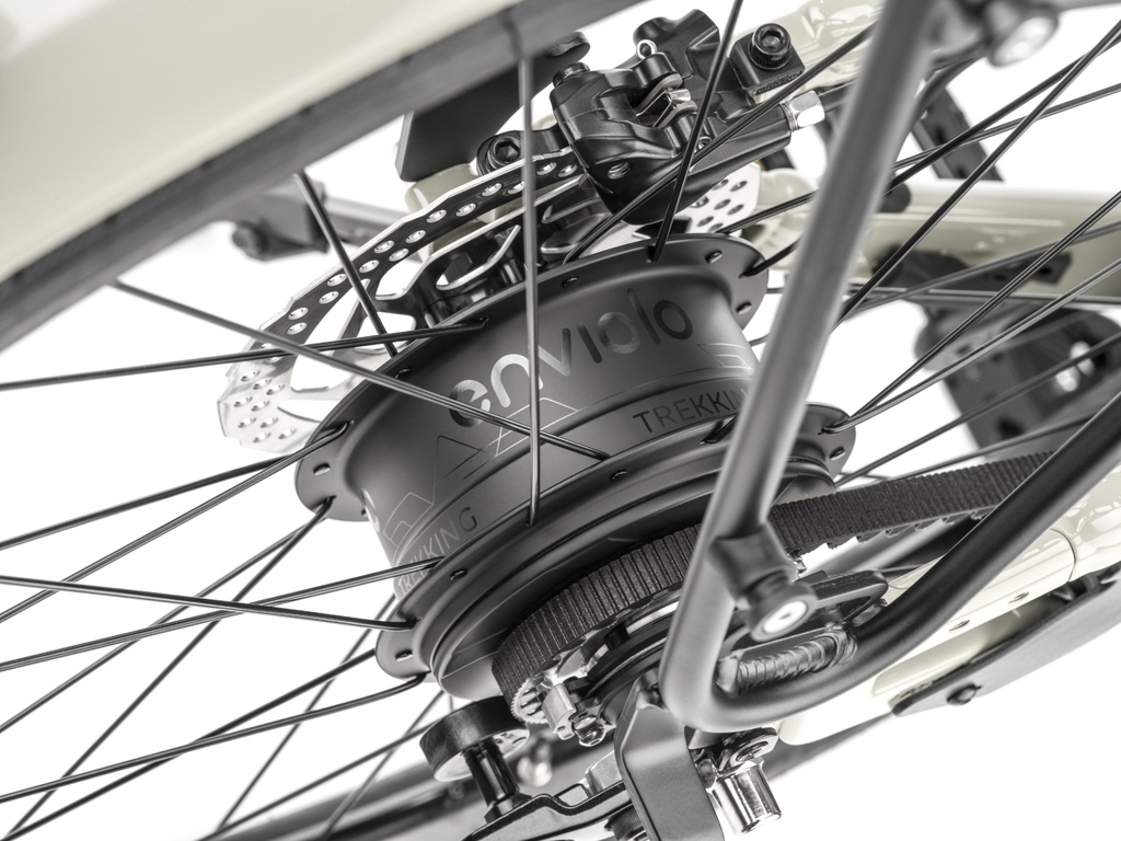 MOUSTACHE Lundi 27.6